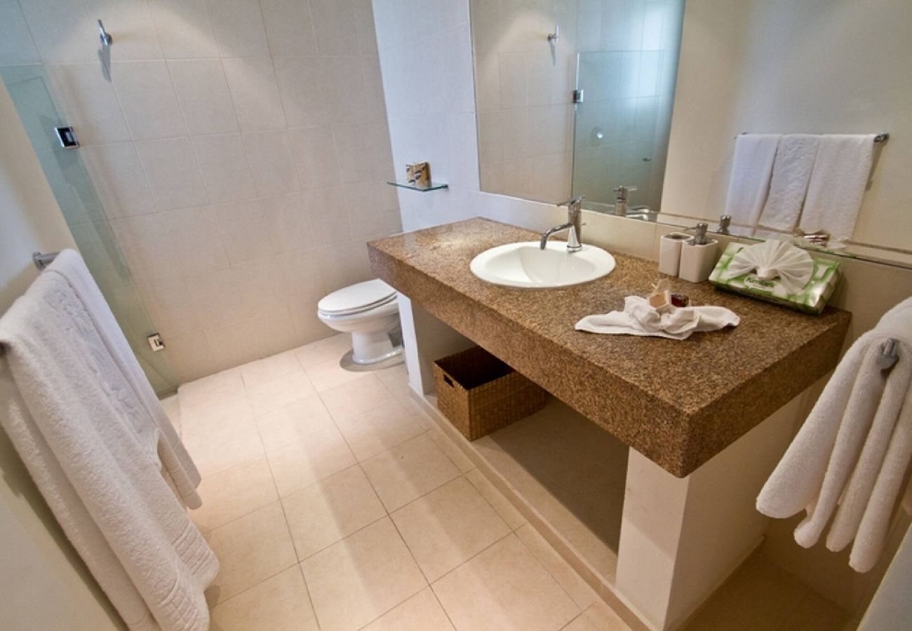 Departamento en Playa del Carmen - P304. Palmar del Sol Penthouse 3Rec Vista Jardin.