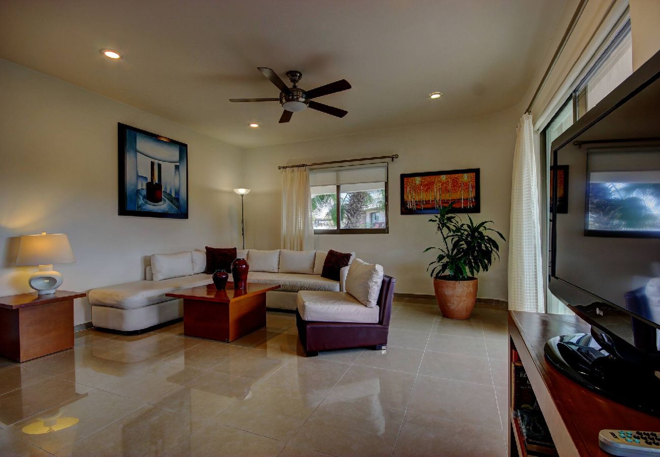 Departamento en Playa del Carmen - P305. Palmar del Sol Penthouse 2Rec Vista 5ta Ave.