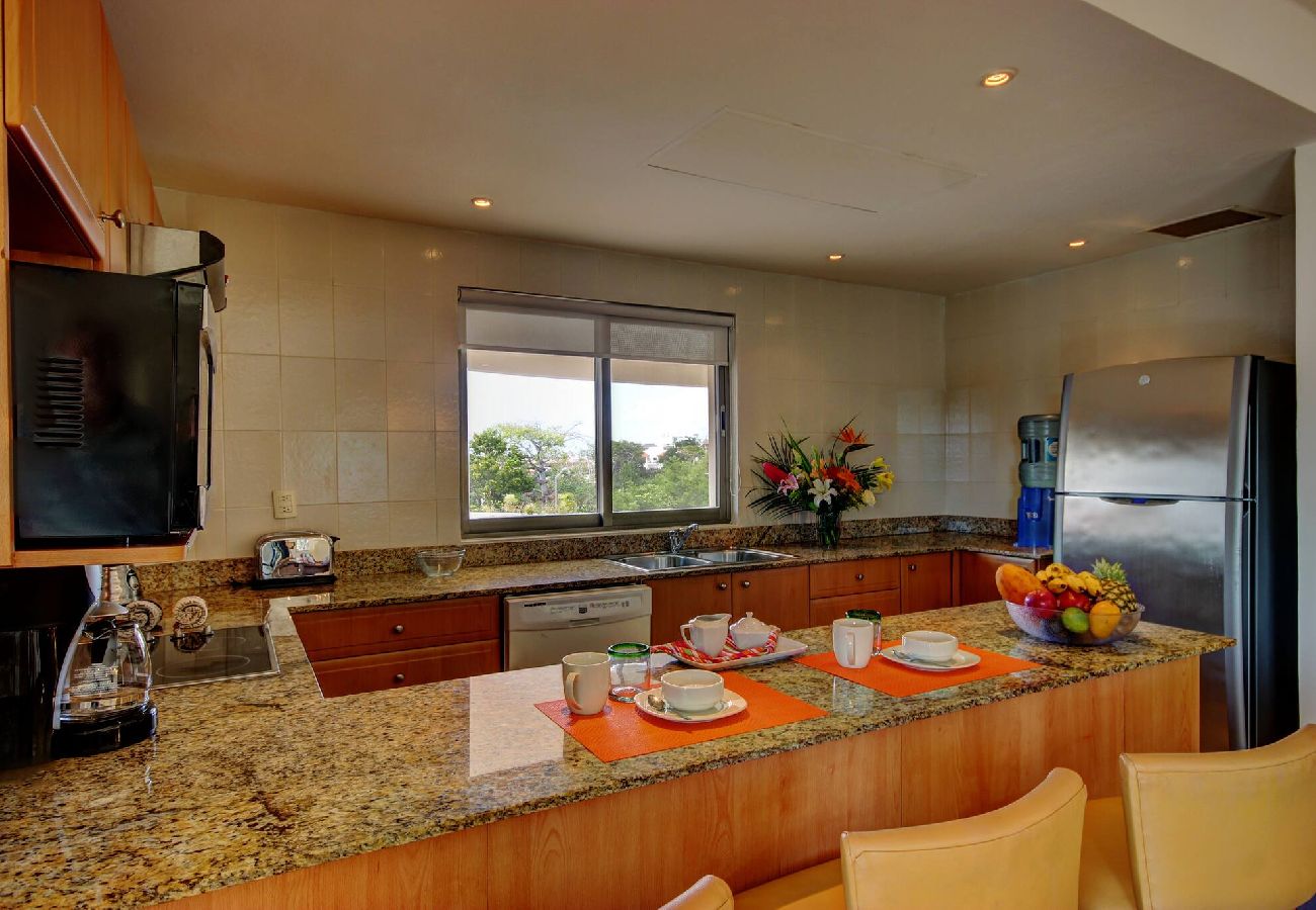 Departamento en Playa del Carmen - P305. Palmar del Sol Penthouse 2Rec Vista 5ta Ave.