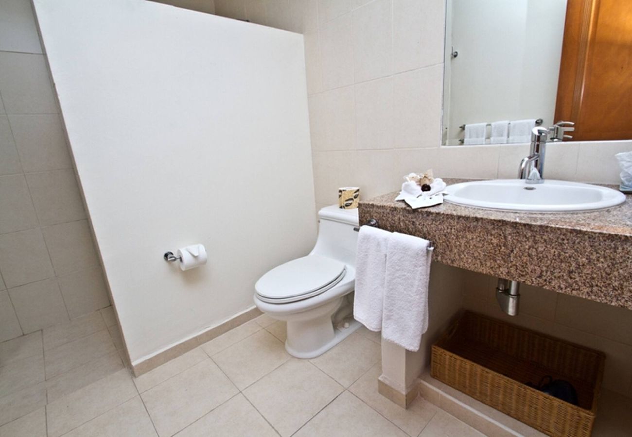 Departamento en Playa del Carmen - P305. Palmar del Sol Penthouse 2Rec Vista 5ta Ave.
