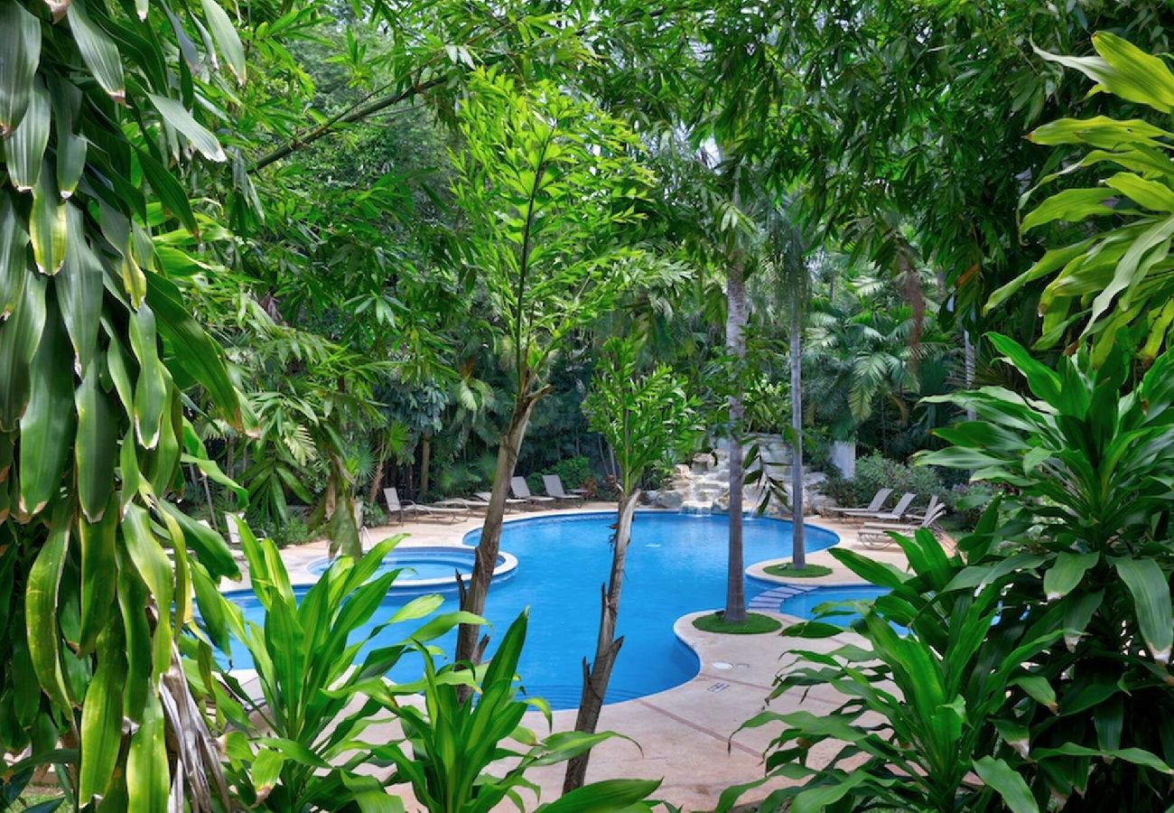 Departamento en Playa del Carmen - P103. Palmar del Sol 2Rec Vista Jardin.