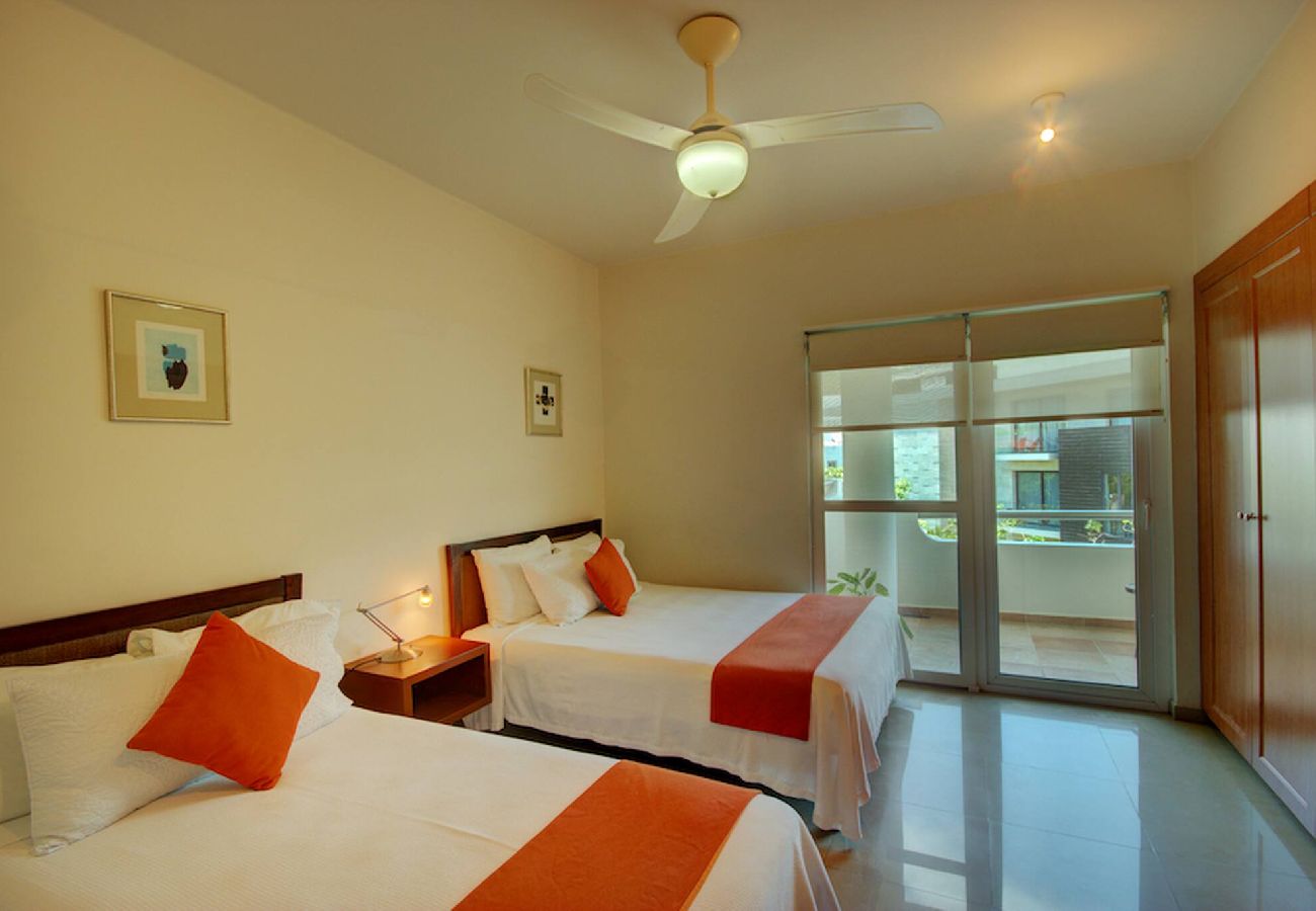 Departamento en Playa del Carmen - P301. Palmar del Sol Penthouse 3Rec Vista Calle.