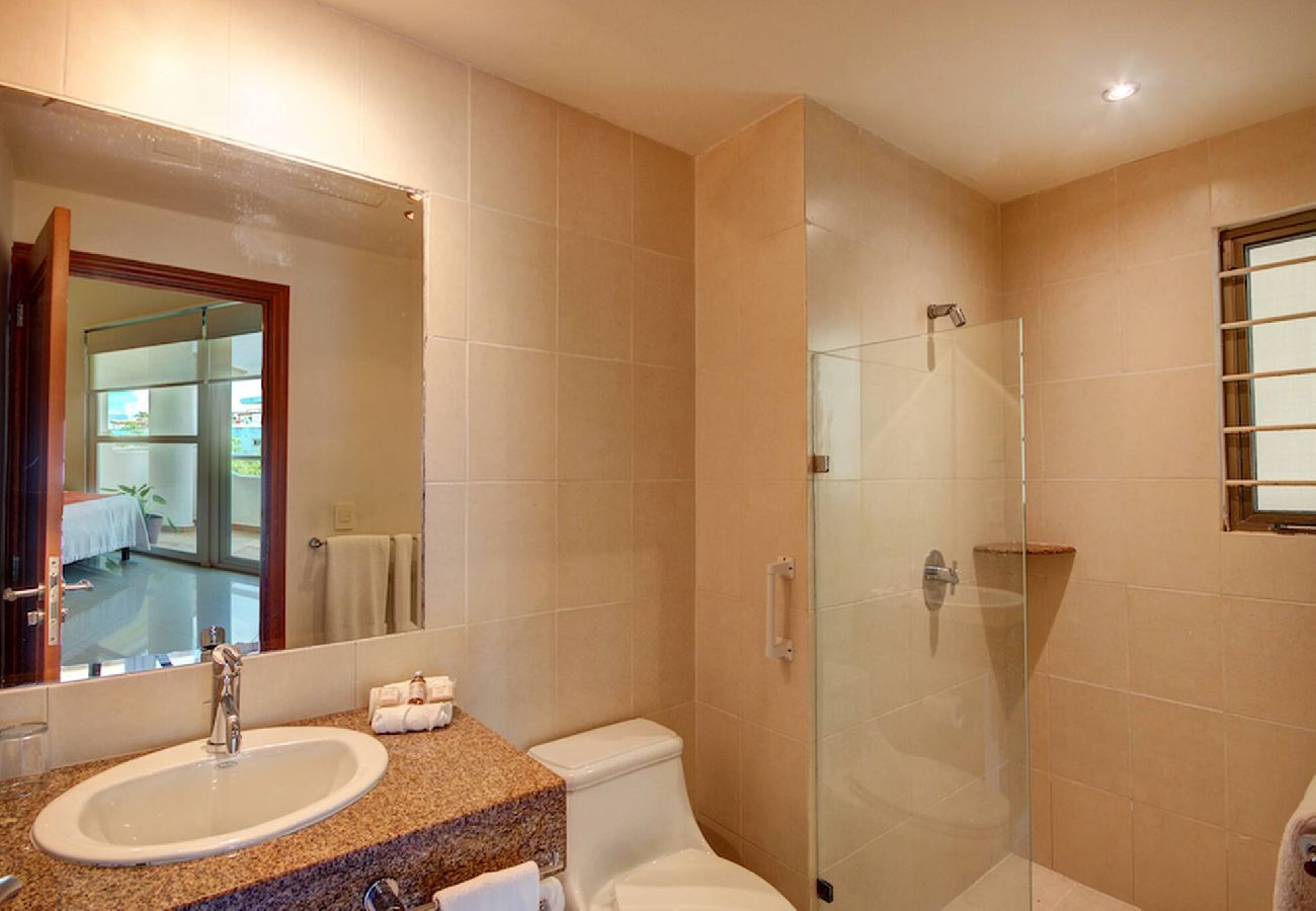 Departamento en Playa del Carmen - P301. Palmar del Sol Penthouse 3Rec Vista Calle.