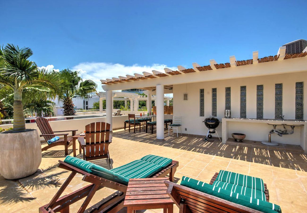 Departamento en Playa del Carmen - P301. Palmar del Sol Penthouse 3Rec Vista Calle.