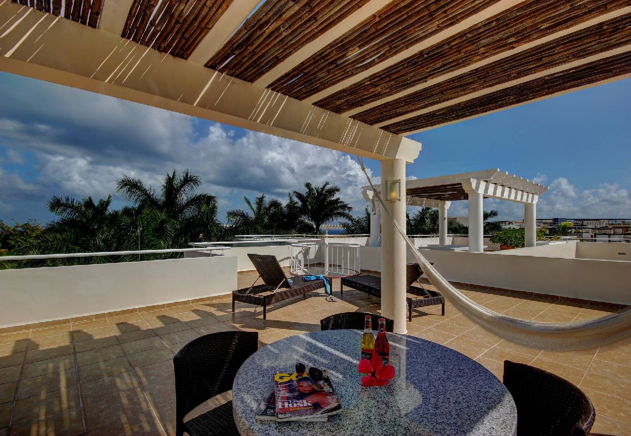 Departamento en Playa del Carmen - P303. Palmar del Sol Penthouse 2Rec Vista jardin.