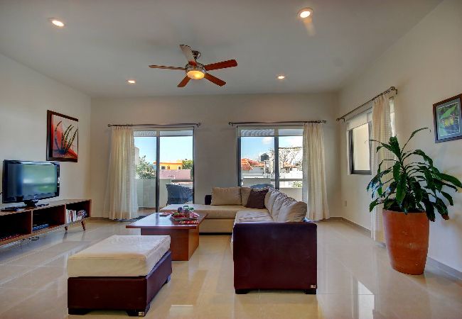 Departamento en Playa del Carmen - P307. Palmar del Sol Penthouse 2Rec Vista 5ta Ave.