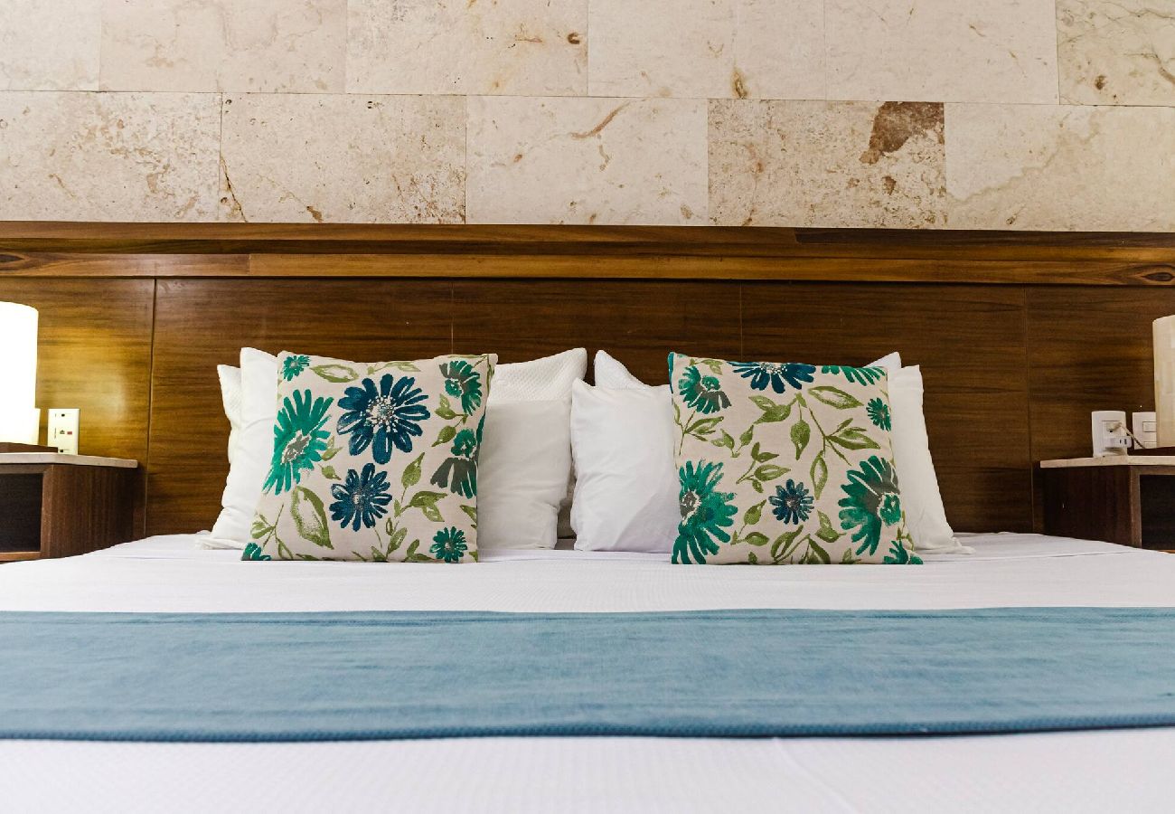 Estudio en Playa del Carmen - GR50. Studio Grand Fifty Suites.