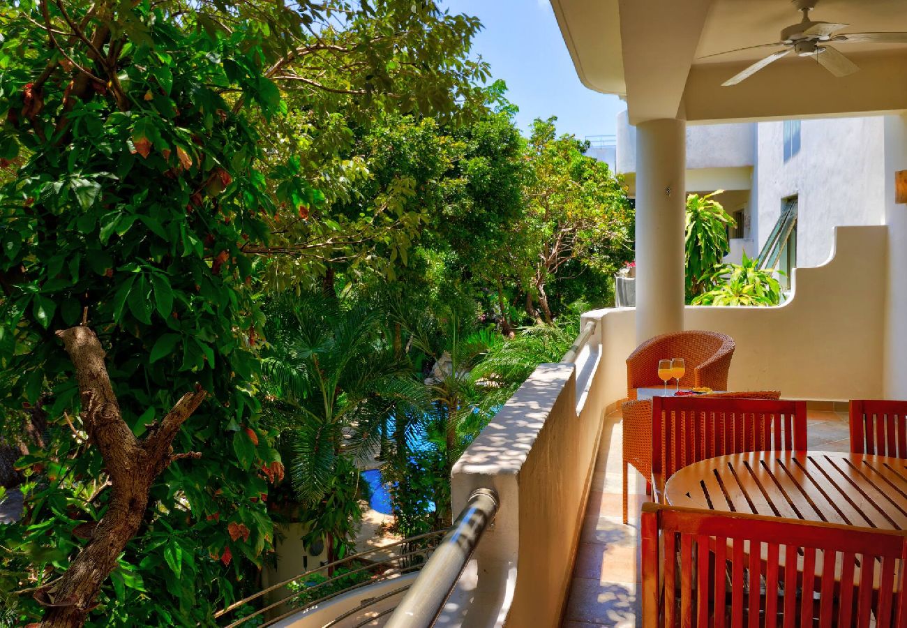Apartahotel en Playa del Carmen - R102. Riviera Maya Suites 2Rec Vista Jardin.
