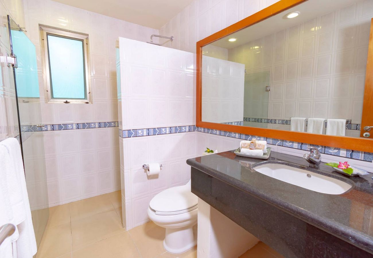 Renta por habitaciones en Playa del Carmen - R105. Standard Room King.