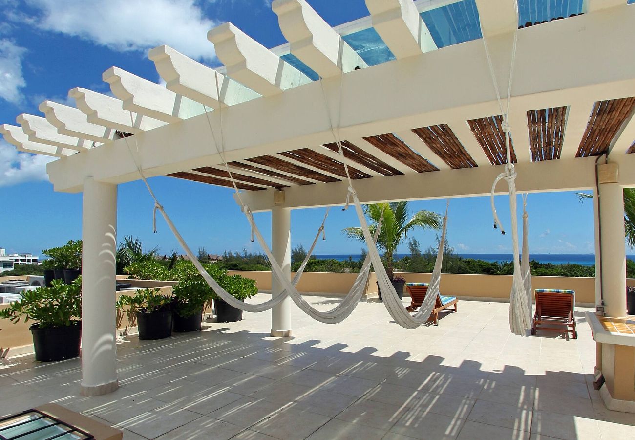 Renta por habitaciones en Playa del Carmen - R105. Standard Room King.