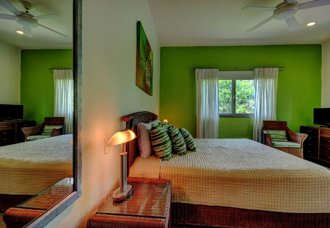Condohotel in Playa del Carmen - P308. Palmar del Sol Penthouse 2Rec Vista Jardin.