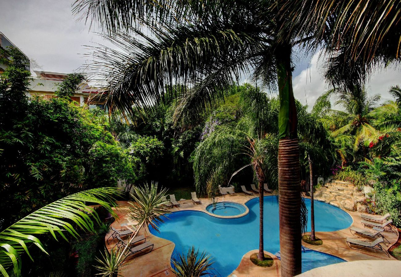 Condohotel in Playa del Carmen - P308. Palmar del Sol Penthouse 2Rec Vista Jardin.