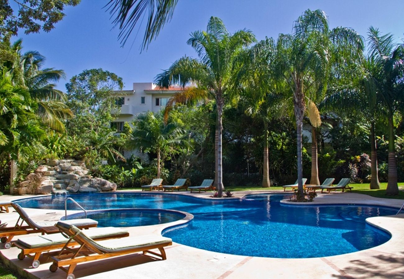 Apartment in Playa del Carmen - P304. Palmar del Sol Penthouse 3Rec Vista Jardin.