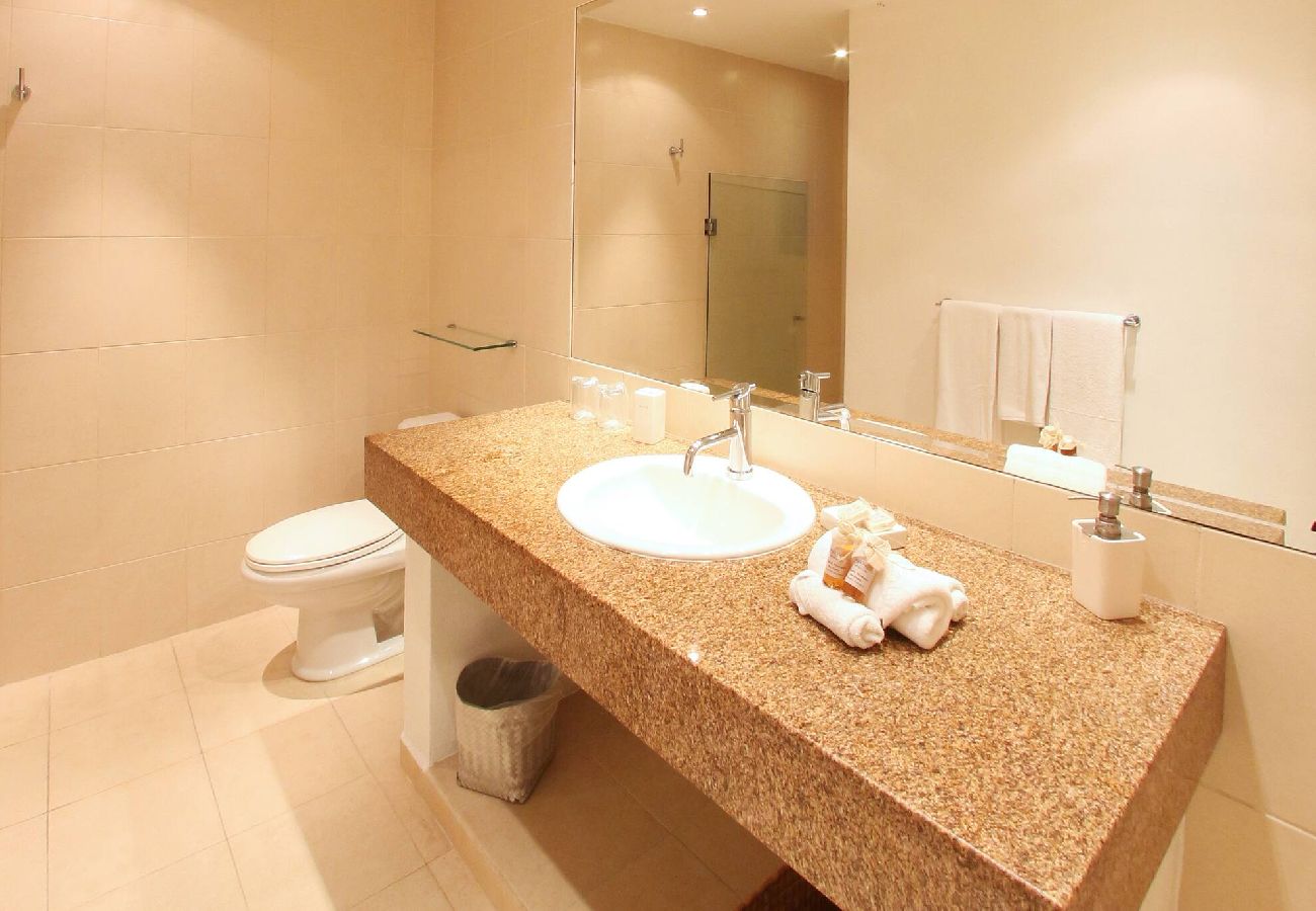 Apartment in Playa del Carmen - P304. Palmar del Sol Penthouse 3Rec Vista Jardin.