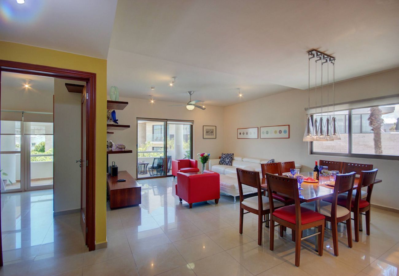 Apartment in Playa del Carmen - P301. Palmar del Sol Penthouse 3Rec Vista Calle.