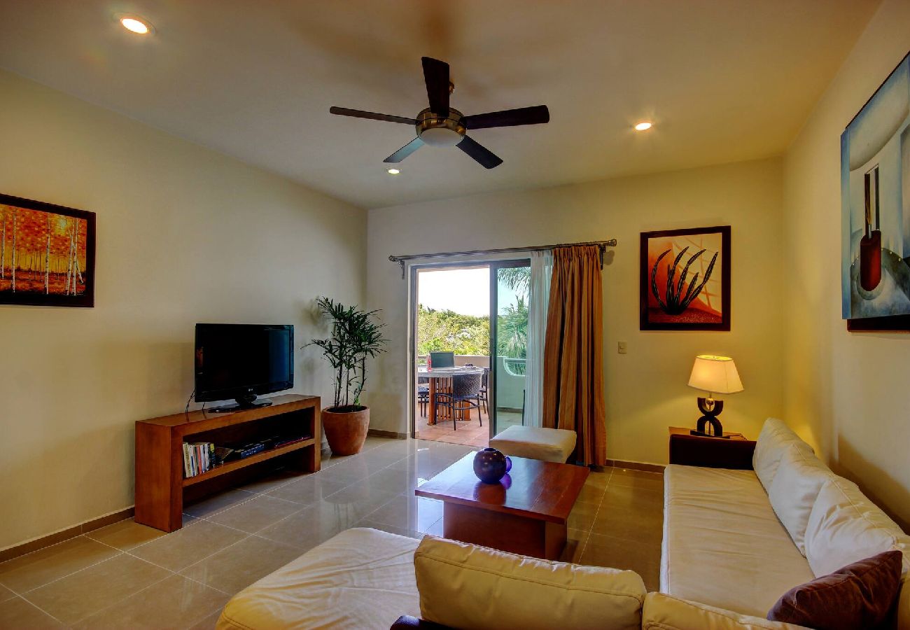 Apartment in Playa del Carmen - P303. Palmar del Sol Penthouse 2Rec Vista jardin.