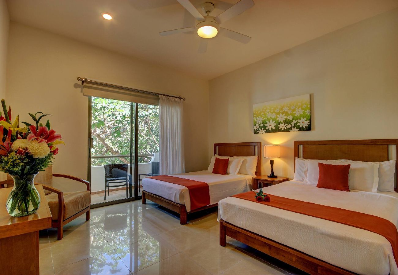 Apartment in Playa del Carmen - P307. Palmar del Sol Penthouse 2Rec Vista 5ta Ave.