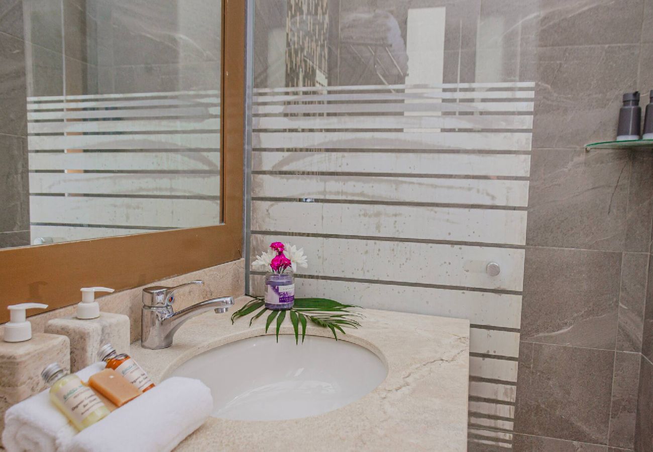 Studio in Playa del Carmen - GR50. Studio Grand Fifty Suites.