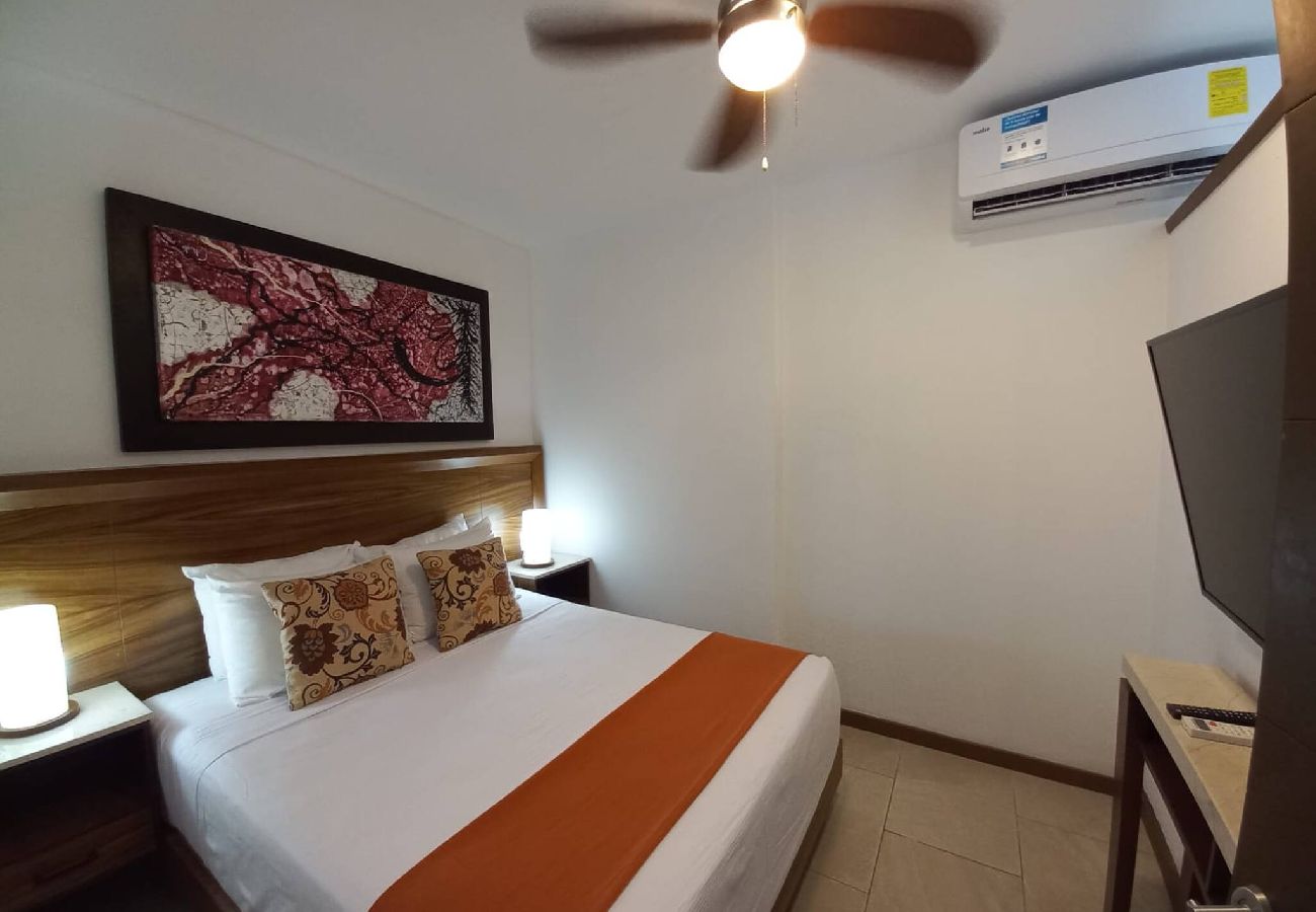 Studio in Playa del Carmen - GR50. Studio Grand Fifty Suites.