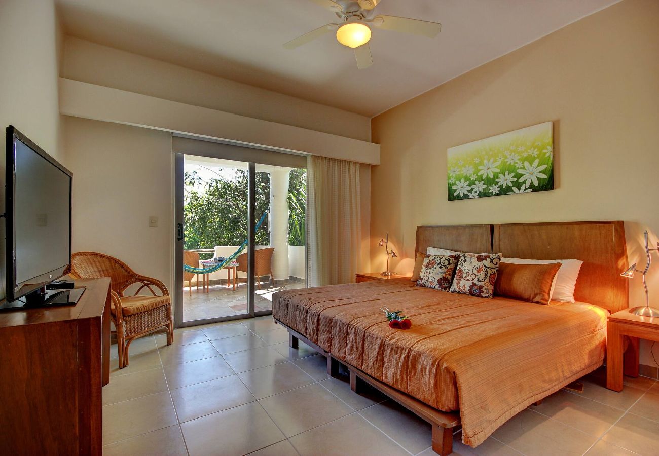 Apartment in Playa del Carmen - R301. Riviera Maya Suites 3Rec Vista Jardin.