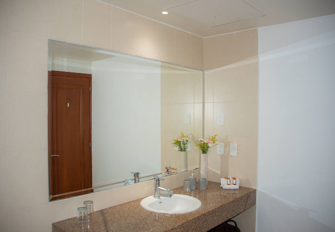 Condohotel in Playa del Carmen - P102. Palmar del sol 1Rec Vista Jardin. 
